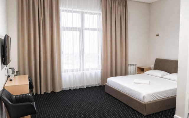 Grand Sky Hotel