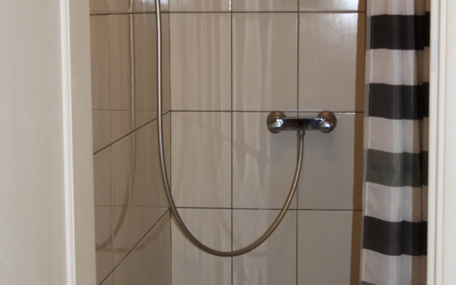 Old Flat Na Sovetskoy Hostel