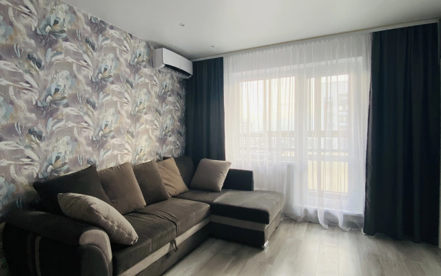 Dlya Semyi S Panoramnym Vidom Flat