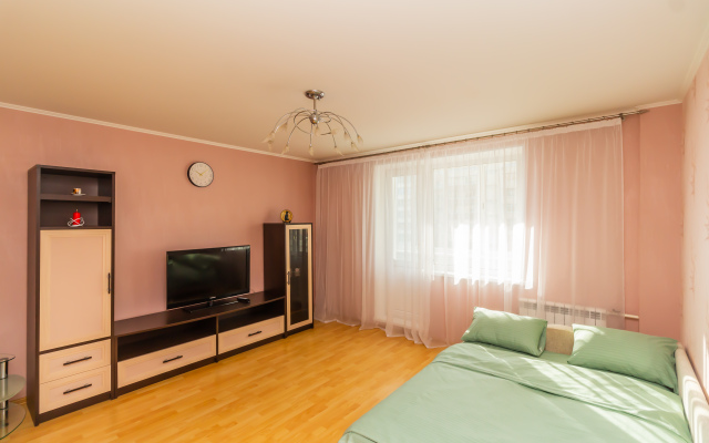 Апартаменты на Академика Королёва 7