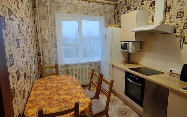 Two-room apartment on Olimpiyskaya 89 4th floor