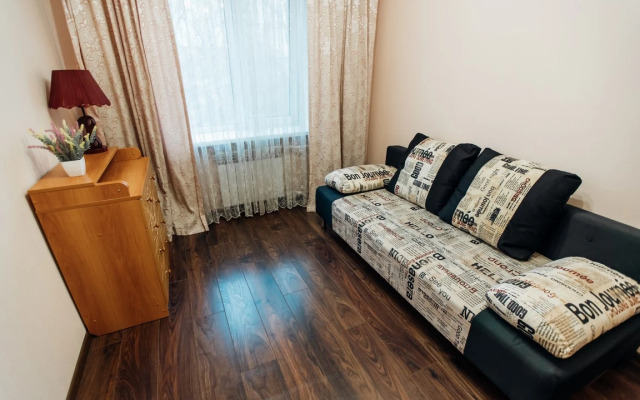 Апартаменты Трехкомнатные на Энгельса