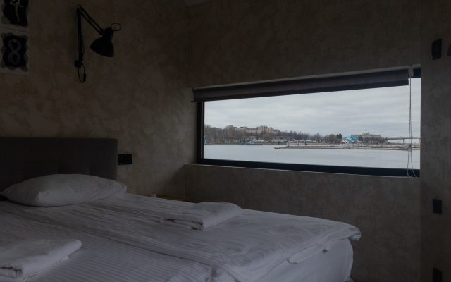 Коттедж Дом на воде Whitemare на Южной дороге