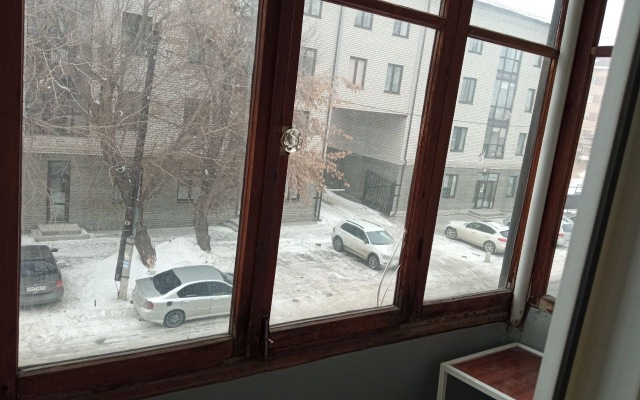 Uyutnaya  Kvartira - Yevrodvushka Flat