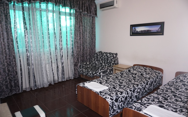 Zelenye Fonariki Guest House