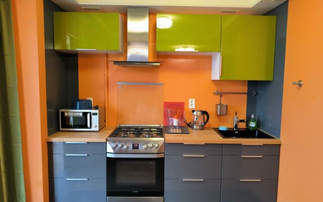 Yevro-apartamenty Lora Home na Yuzhnoy Apartments
