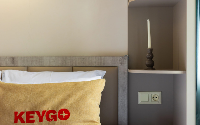 KeyGo #0147 1 Bedroom near Opera Theatre Apartments