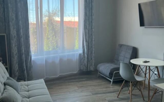94/Small cozy studio for relaxation