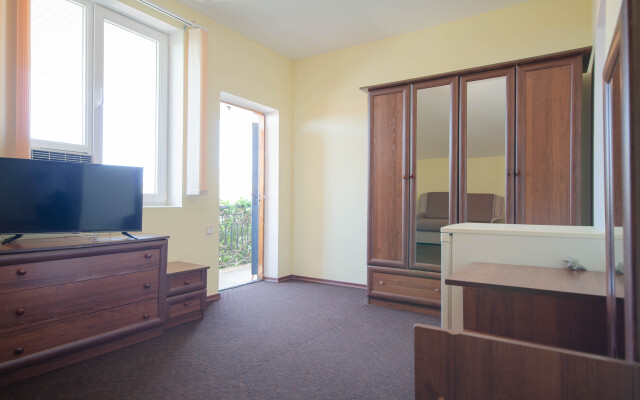 Mini-Otel Nomera v Sudake
