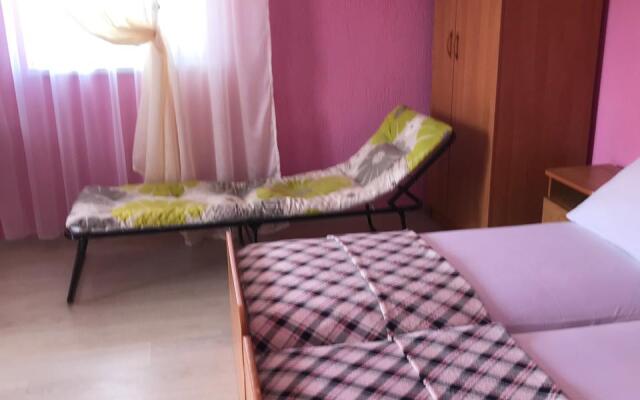 Na Kurortnoy Guest House