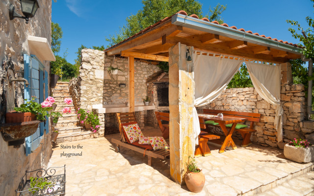 Traditional Stone Vicina Milna Brac Island Villa