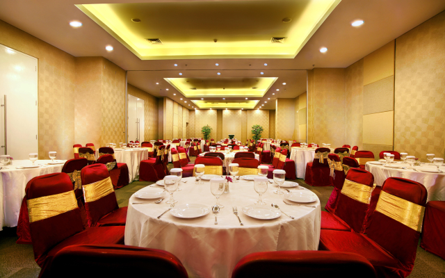 Favehotel Manahan Hotel