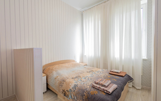 Апартаменты новые и комфортные возле красивого озера