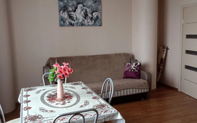 Апартаменты Аврора  шестиместные (id 127)