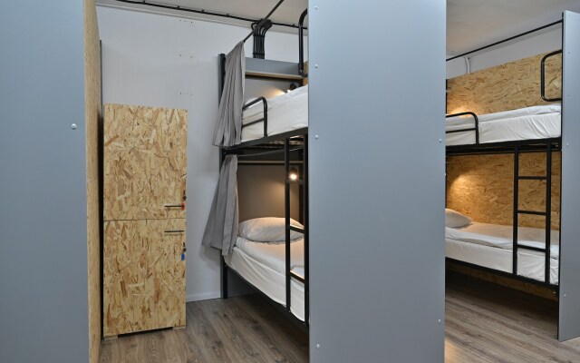 Hostel-44