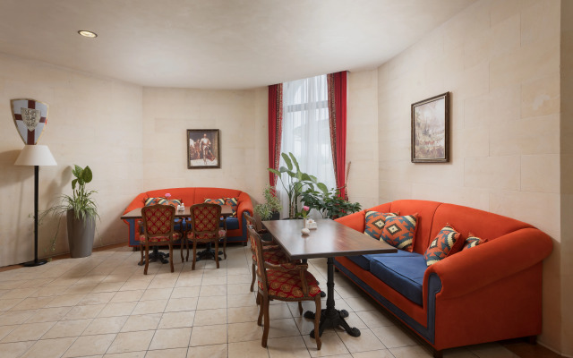 Bogatyr Hotel — Includes Sochi Park Tickets