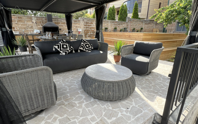 Luxury Villa in Yerevan, Villa