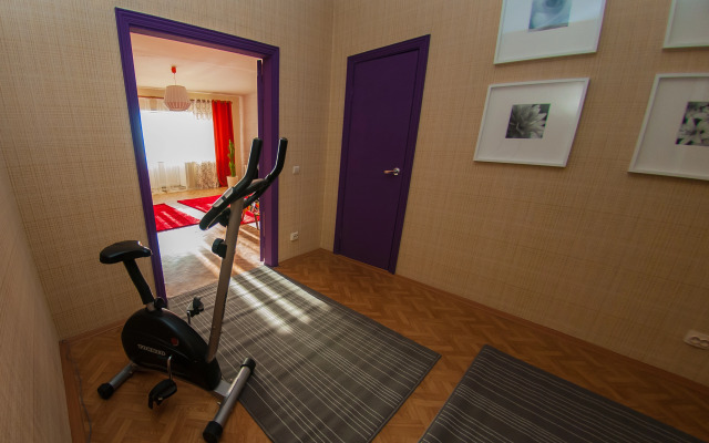 Квартира 2х Комнатная на Улице Поле Свободы 129