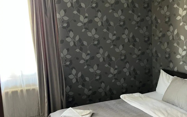 Butik-otel'  Eight