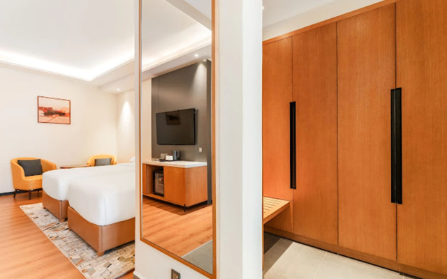 Bamus Sarovar Portico Hotel