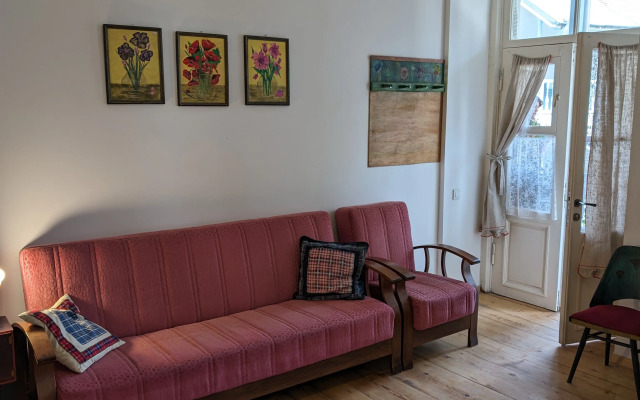 Art Nova 12 Vintage Apartments