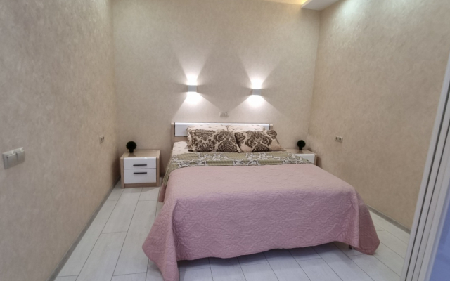 Moskovskaya 99 Flat