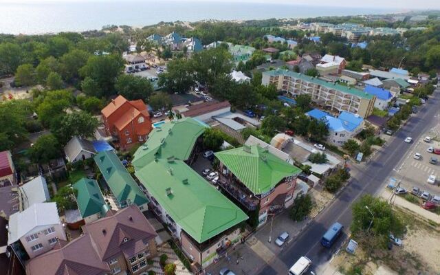 Гостиница "Караван"