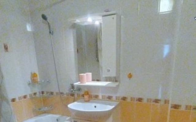 Zolotaya Roza / Golden Rose Dvukhkomnatnye Appartament
