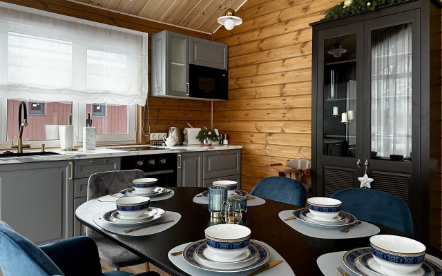 S Saunoy I 3 Spalnyami Guest house