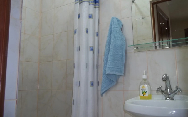 Malogabaritnaya Flat