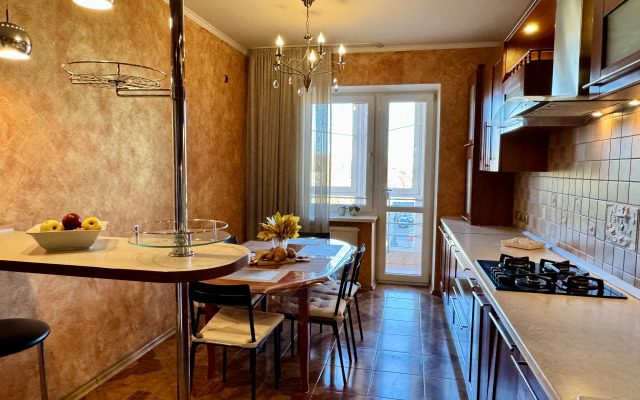 Апартаменты Трёхкомнатные на Римской