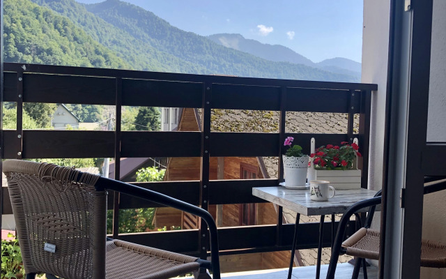 Na Ulitse Ges 5 Flat