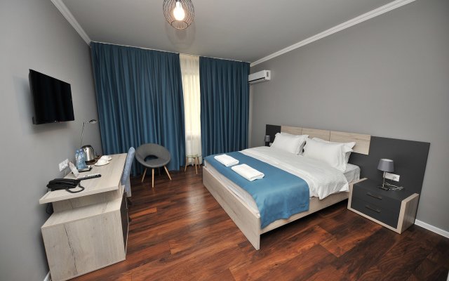 Boho Tiflis Hotel