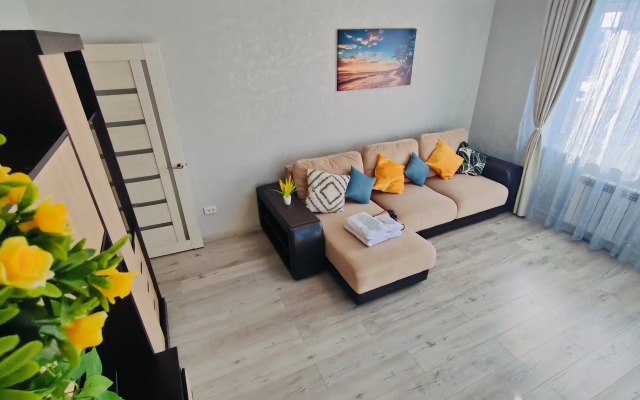 Na Raduzhnoy 11 Flat