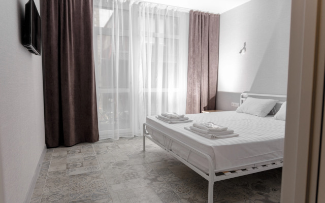 Pervy Etazh Novy Blok Flat