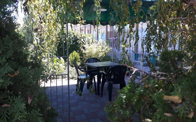 Kannyi Guest House