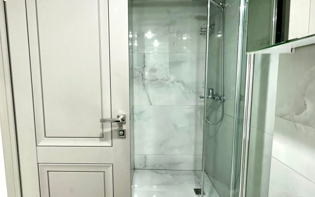 V Tsentre Sochi Apartments