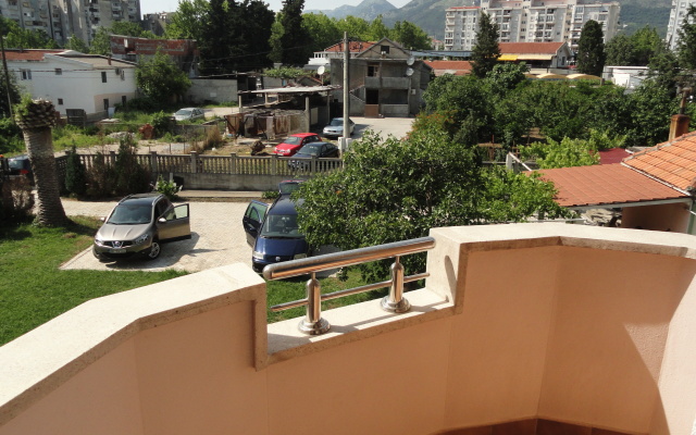 Apartment Pucurica II