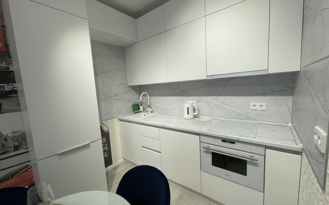 V Tsvetochnykh Polyanakh Flat