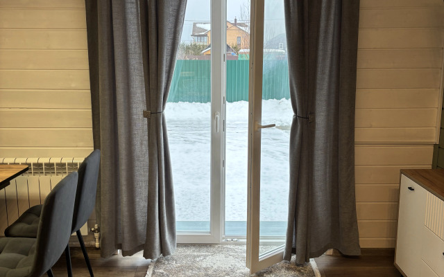 Yakhroma Guest House