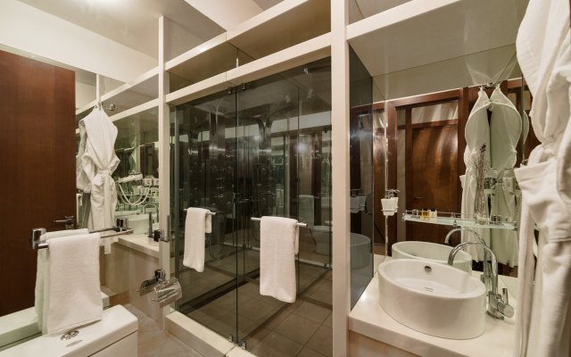 De La Rey Hotel