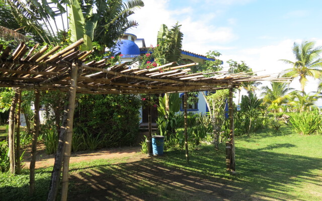 Eco Coco Loco by Rotamundos Hotel
