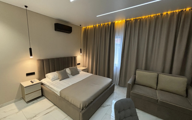 Na Zapadnom Obkhode Flat