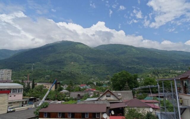 Dinastiya Guest House