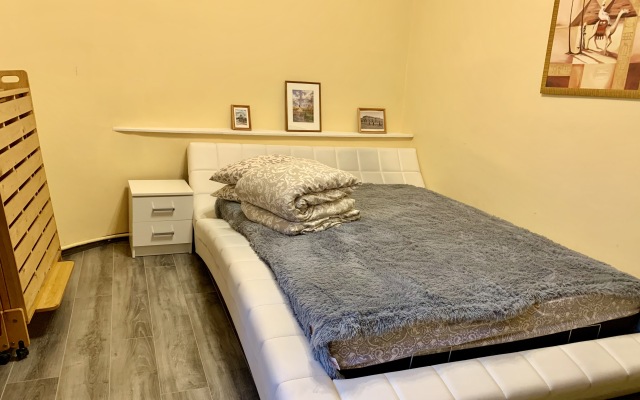 Апартаменты КвартирникN на Канале Грибоедова 15