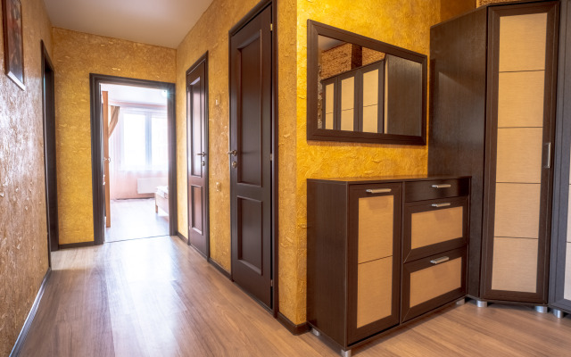 Квартира большая двухкомнатная в отличном районе