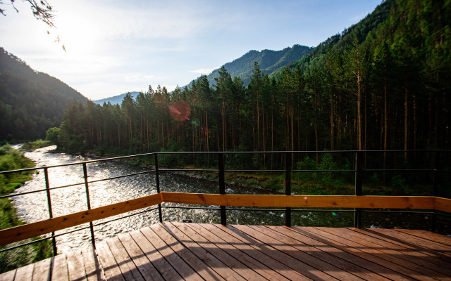 Отель ГК Ареда 1 - Mountain