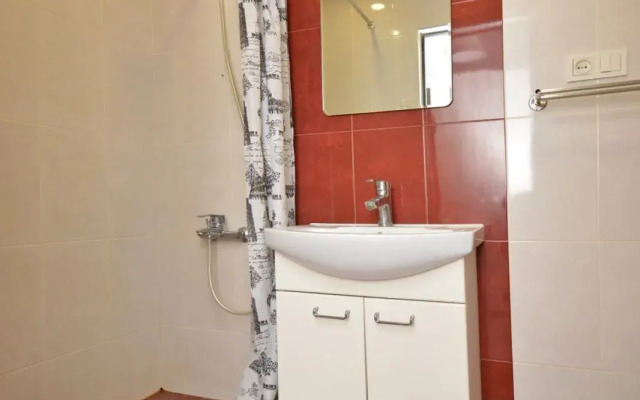 Ma154, 2-Komn. Na Pr. Mesropa Mashtotsa Flat