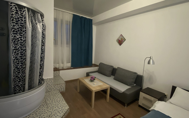 Silver Hotel