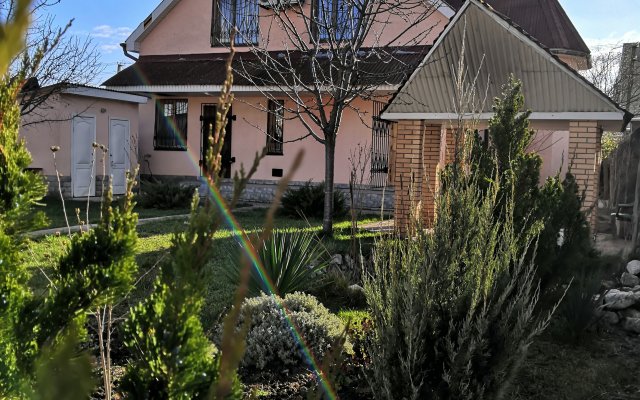 Dom Na Sadovoj 30-A Guest House